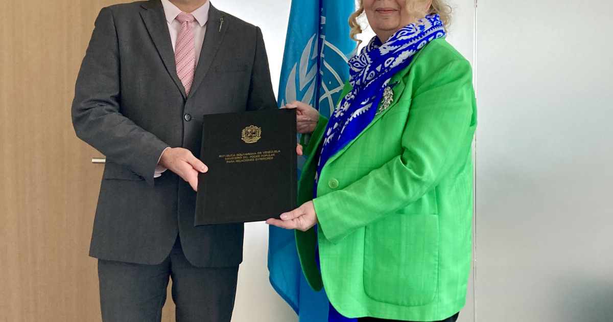 New Permanent Representative Of Venezuela Presents Credentials To The Director General Of The 9026